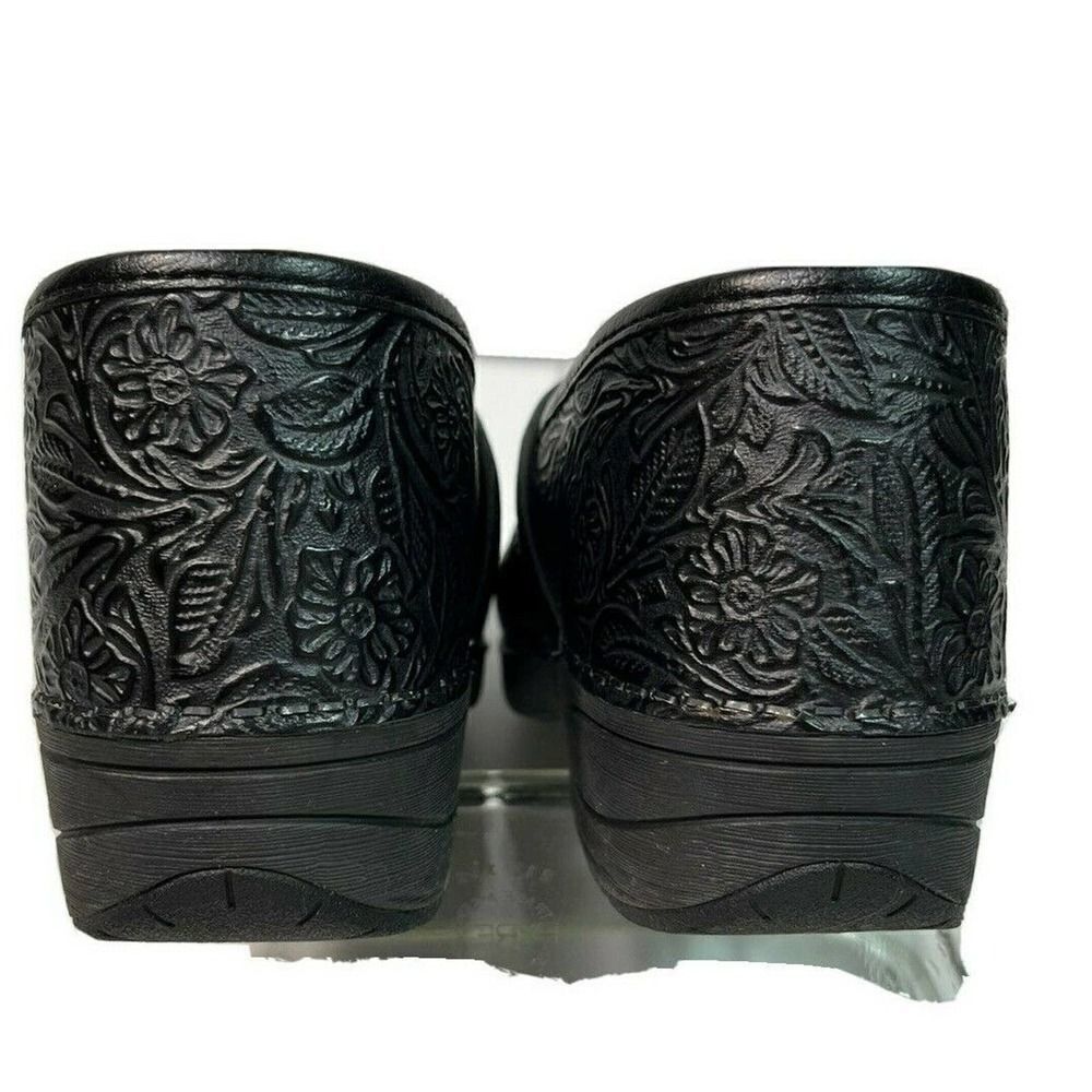 Dasnko XP 2.0 Black Floral Tooled Clogs Shoes Size 42 EU 11.5 12 US - Picture 4 of 12